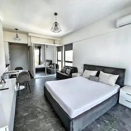 Black Sea Booking - Azimuth Beach Studios * 那沃达利